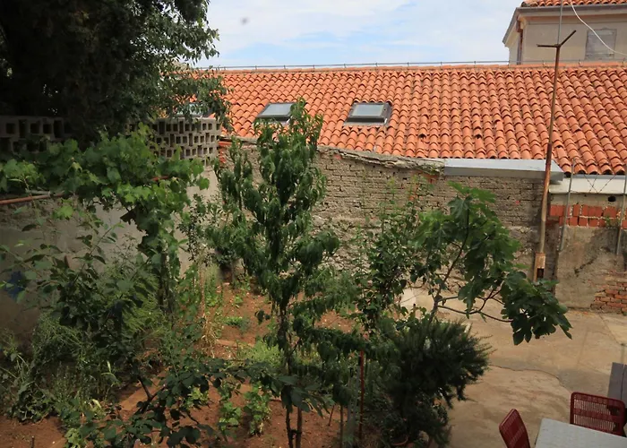 And With Parking Space Penzion Mali Lošinj